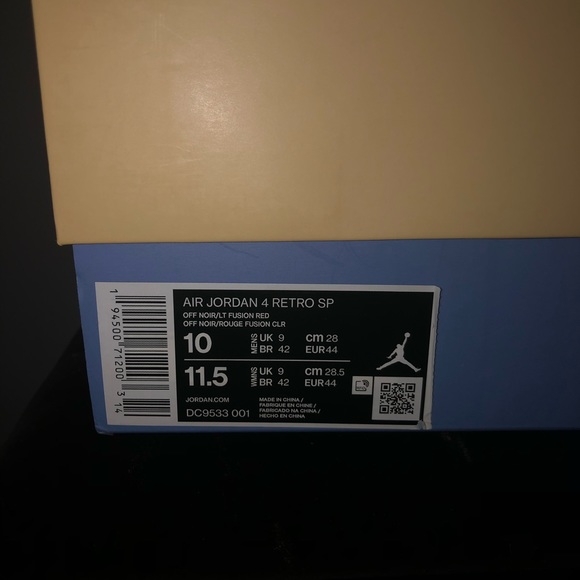size 10M jordan union 4’s off noir main image 5